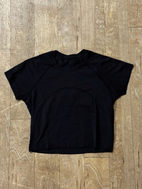 lululemon athletica Tops - Lululemon Swiftly Tech Cropped Short Sleeve Shirt 2.0 Black Size 8